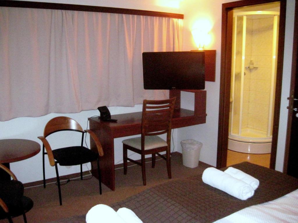 Hotel Capitano Neskaupstaður Rom bilde